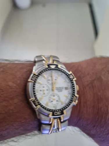 Relógio Technos clássico multifunção 