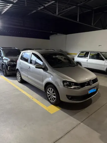 Volkswagen Fox 1.0 MI Total Flex 8V 5P 2014