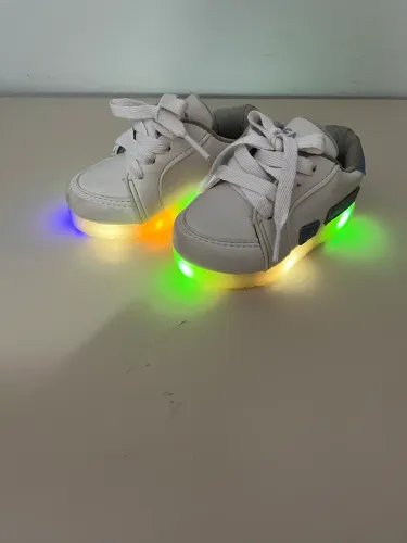 Tênis led bebê 