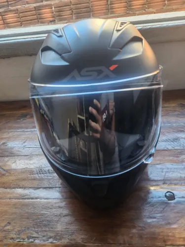 Capacete ASX preto fosco