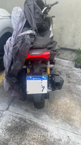 Moto Honda ADV 25/25 direto com proprietário