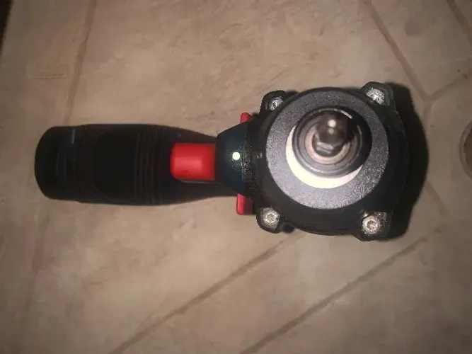 Chave de Impacto / Parafusadeira Bosch GDR 120-LI Professional (12V)