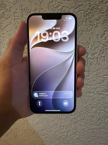 iPhone 13 , rose 128 gigas