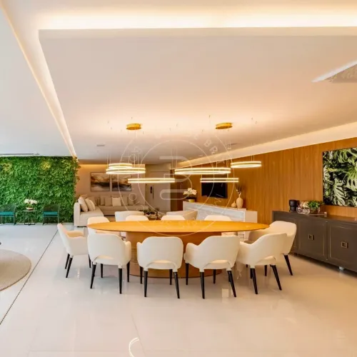 Apartamento alto padrão no Setor Bueno 359 m², 3 suítes + 4 vagas