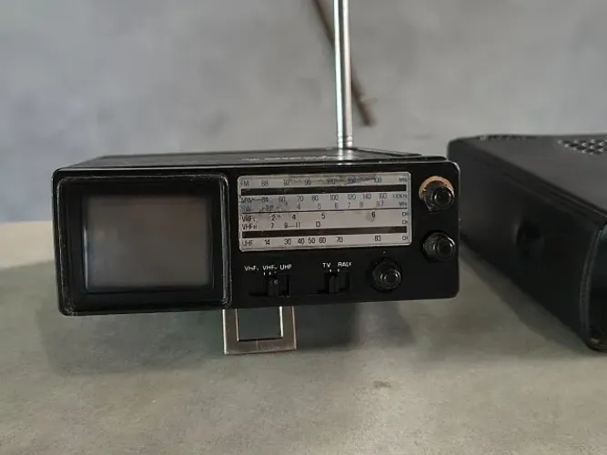 Rádio Micro TV Nippon FS-714 televisão AM FM SW Portátil Japonês