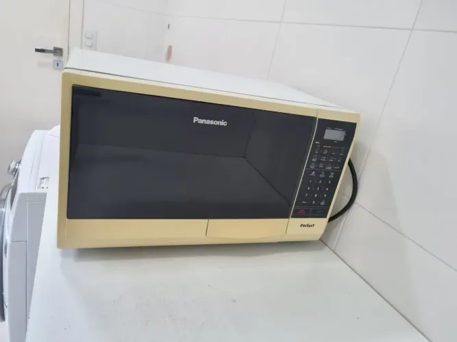 Micro-ondas Panasonic Modelo Perfect 28 litros