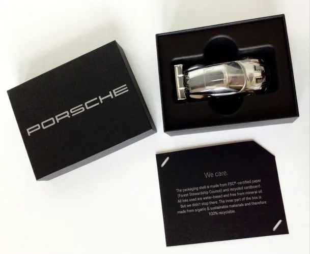 Porsche 911 GT3 RS Paperweight Oficial Porsche Alumínio Maciço Com Caixa Original