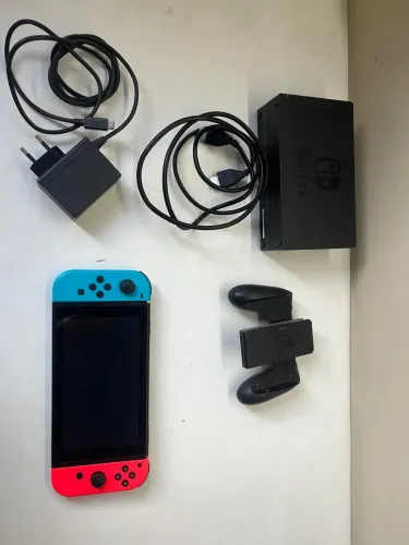 NINTENDO SWITCH V2