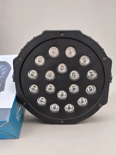 Canhão refletor de LED Onistek ON-LP181 com caixa
