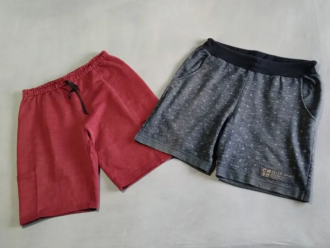 Duas bermudas moletom - M