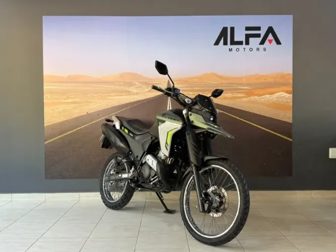 YAMAHA XTZ LANDER 250 VERDE 2025
