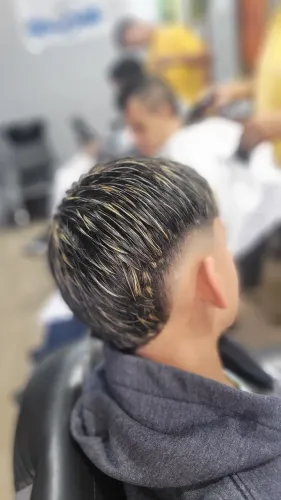 Vagas para barbeiro início imediato