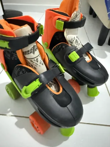 Vendo patins