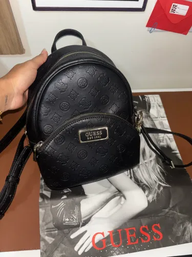 Mochila Guess Preta