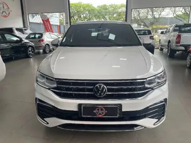 Volkswagen Tiguan Allspac R-line 300 TSI 2.0 2024