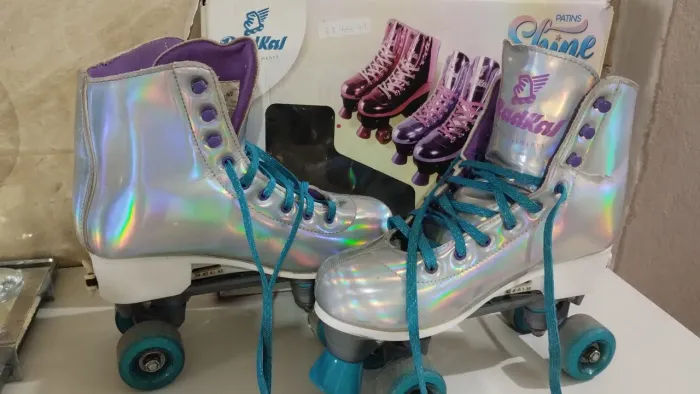 Patins Furta-Cor - Pouco Usado e Conservado ?