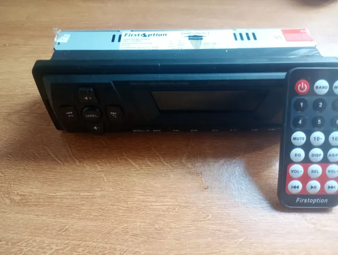 Rádio automotivo