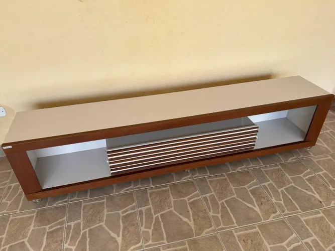 Rack 2,30m - MDF de Qualidade e Acabamento em Lacca