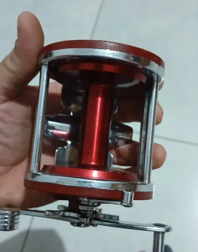 Carretilha Pen Jigmaster 500 S