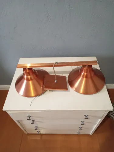 Luminária de teto de alumínio na cor cobre