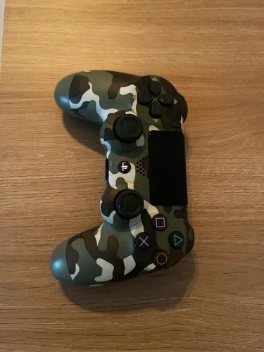 Vendo controle de PlayStation e Xbox one