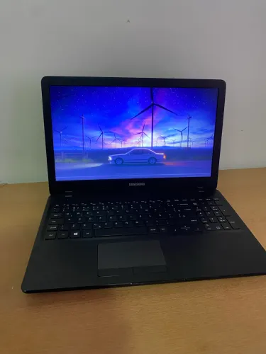 ? Notebook Samsung 300E - Super Rápido (SSD 512GB) + Windows Ativado