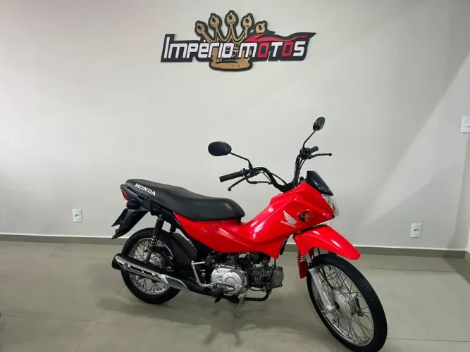 POP 110i (baixissima km e embreagem na mão)