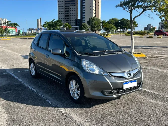 Honda Fit LX 1.4/ 1.4 Flex 8v/16v 5P Aut. 2013