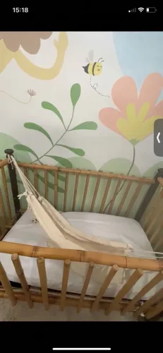 Berço de bambu americano