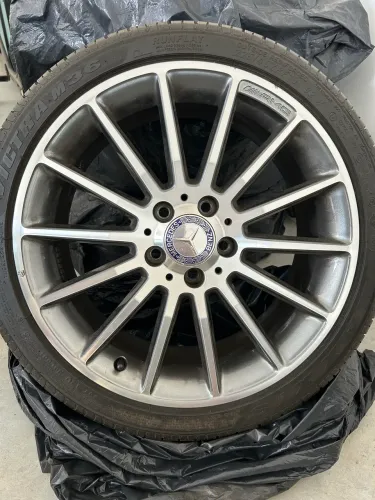 BAIXOU MAIS !!!! Rodas jogo AMG MERCEDES ORIGINAL R18 c/ pneus RUNFLAT
