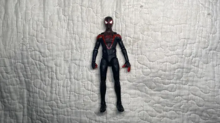 Boneco spiderman miles Morales PlayStation 4 marvel legends 