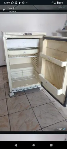 Frigobar. Semi novo conservado