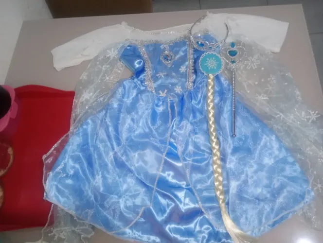 Vestido fantasia infantil Frozen 