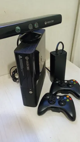 Xbox 360 usado bem conservado