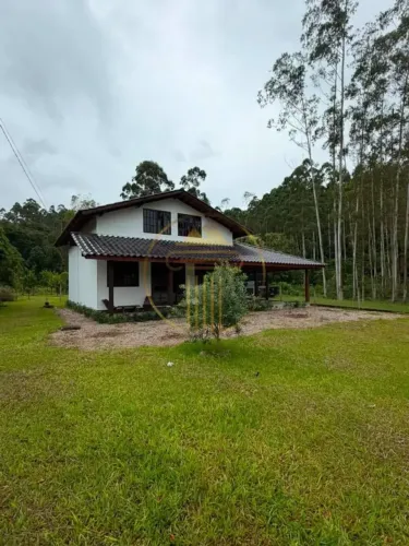 Imóvel para aluguel com 100 metros quadrados com 3 quartos em Oliveiras - Tijucas - SC
