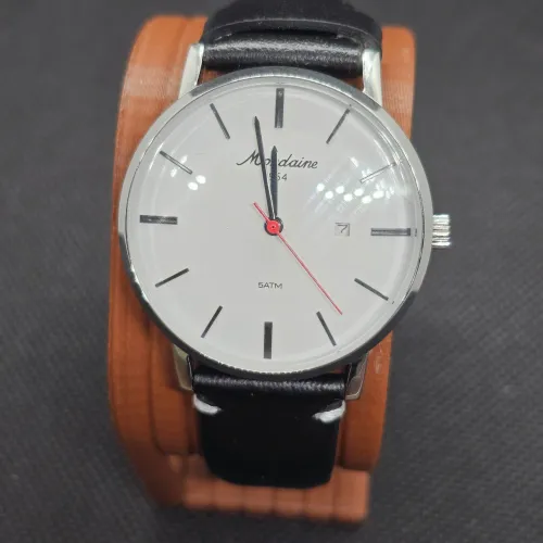Relógio Mondaine 1954 Minimalista - Ref. 32888GOMVNC3