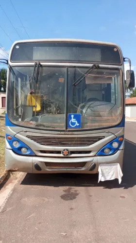Vendo Ônibus