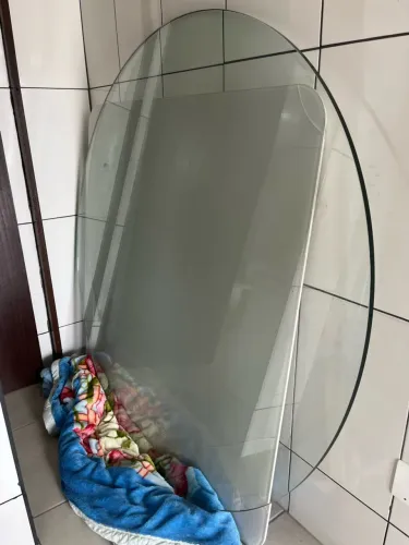 Vendo tampo de vidro redondo para mesa!