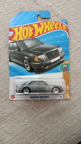 hot wheels mercedes-benz 500 e