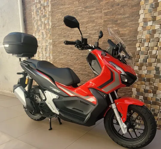 HONDA ADV 2024 BAIXO KM