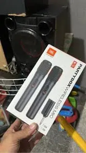 Microfone JBL Partybox lacrado e com nota