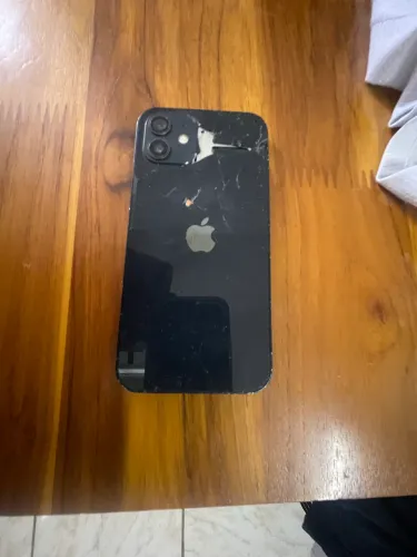 Vendo iPhone 12 pra peças