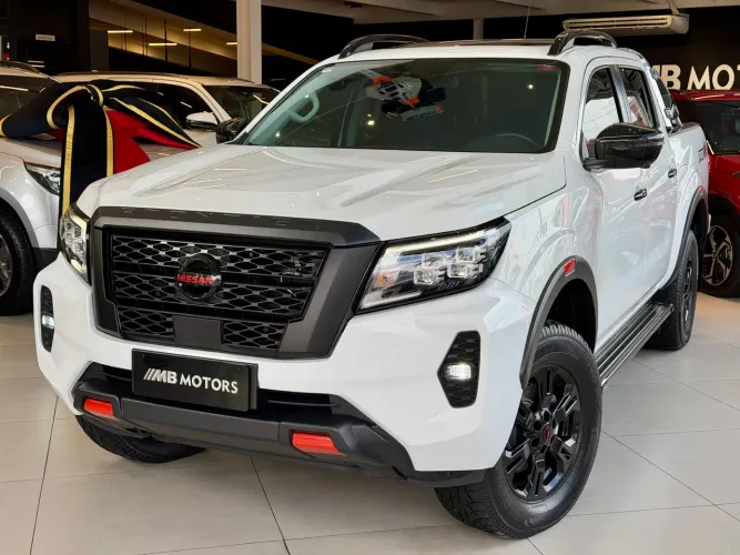 Nissan Frontier Pro4x CD 4X4 2.3 Bi-TB Die. AUT 2025