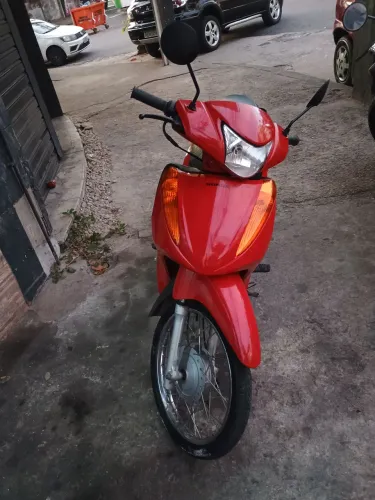 Vendo essa linda moto
