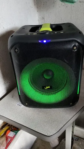 Vendo uma caixa amplificada
