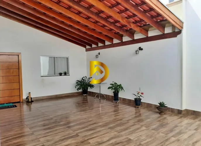 Casa com 3 quartos à venda, 150m² - Jardim Espírito Santo - Uberaba