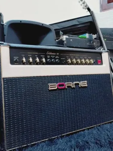 Amplificador de Guitarra Borne Evidence 100