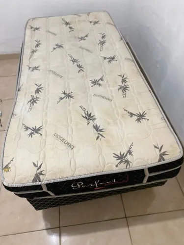 Cama box