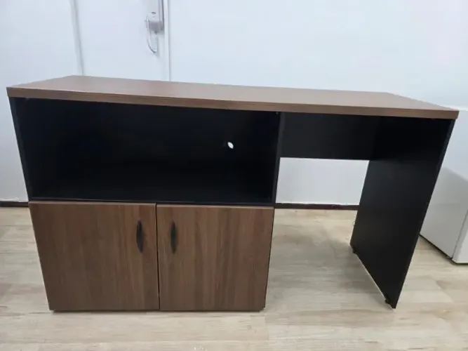 Armário para Escritório com Espaço para Frigobar