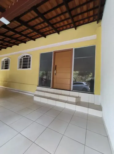 Casa Vila Redenção, frente para praca!!!!!
